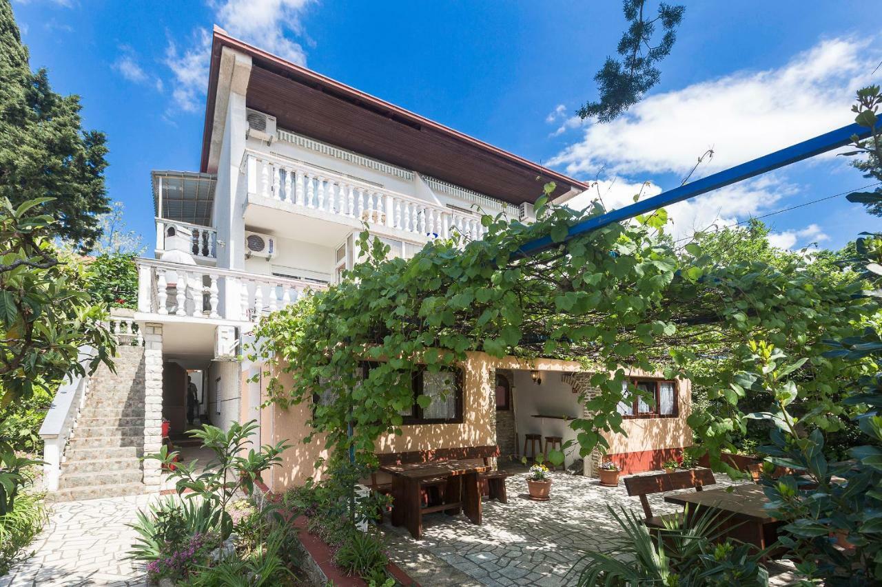 Apartment Mare Crikvenica Ngoại thất bức ảnh