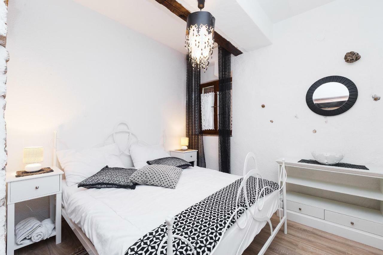 Apartment Mare Crikvenica Ngoại thất bức ảnh